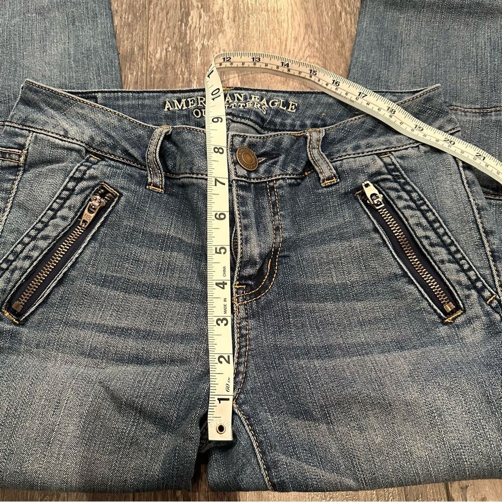 AEO Medium Wash Jeggings With Zippered Pockets and Moto Seaming Size 4 - Picture 5 of 11